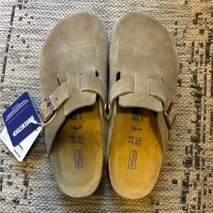 Birkenstock Boston Suede Clogs in Taupe Brown - NWT